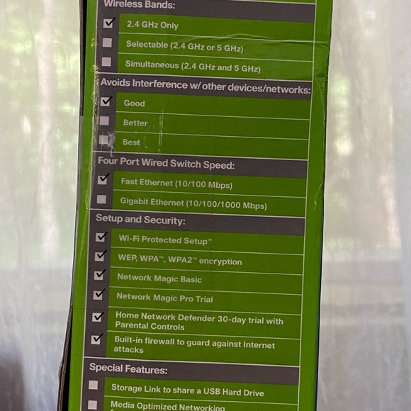 Linksys by Cisco wireless inn home router new in box - Picture 4 of 5